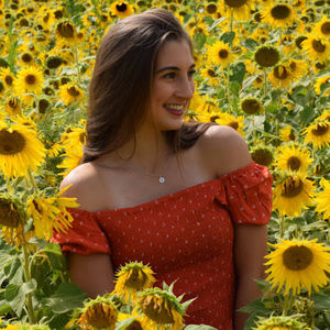 Meet your Posher, Julia